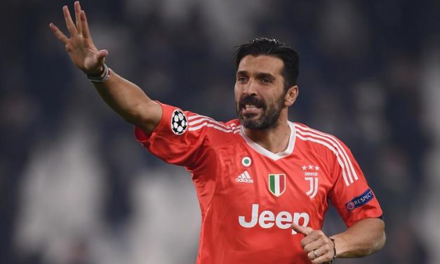 Legendaris Kiper Juventus Dalam Sejarah Yaitu Buffon