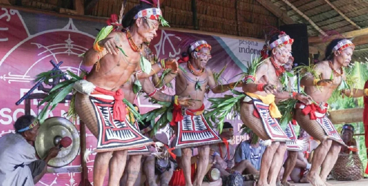 Serangkaian Tindakan Ritual Yang Menjadi Tradisi Daerah