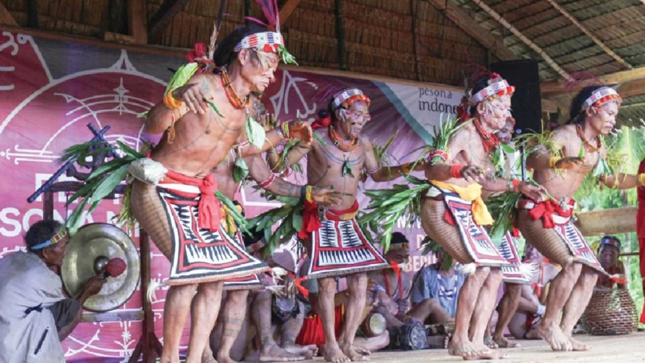 Serangkaian Tindakan Ritual Yang Menjadi Tradisi Daerah