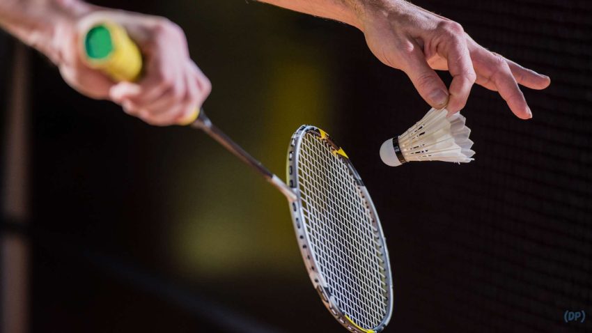 Bulu Tangkis Atau Olahraga Raket Badminton