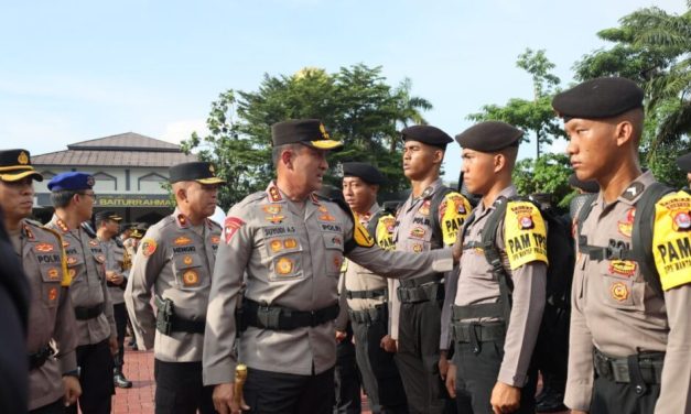 Pihak Keamanan Kepolisian Yang Menjaga Serta Melindungi
