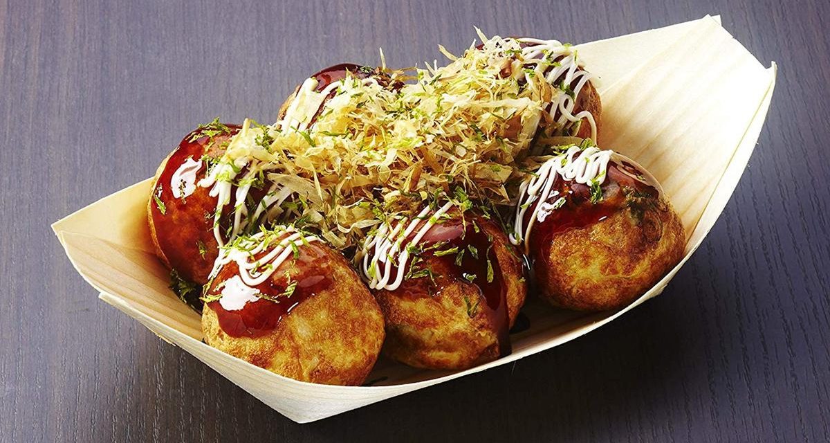 Makanan Bulat Jepang Takoyaki Dengan Toping Gurita