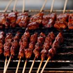 Hidangan Tusukan Daging Menjadi Sebuah Sate