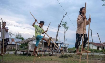 Keragaman Tradisional Permainan Egrang Di Indonesia