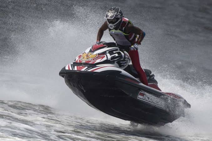 Kendaraan Cepat Air Jetski Juga Sebagai Olahraga