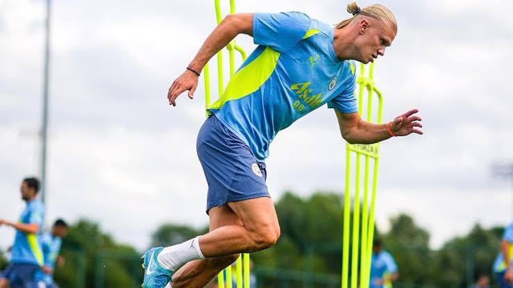 Pesepakbola Norwegia Haaland Memberika Permainan Hebat