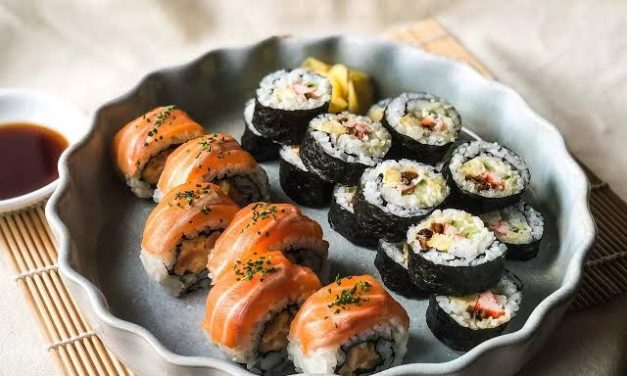 Makanan Unik Sushi Dengan Berbahan Mentah