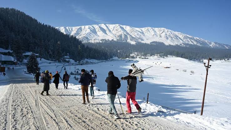 Suatu Olahraga Ski Di Permukaan Salju