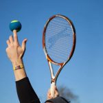 Olahraga Lapangan Tenis Dengan Raket Dan Bola