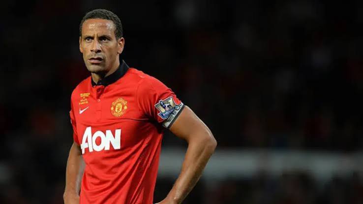Seorang Bek Sepakbola Pemain Rio Ferdinand