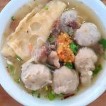 Sebuah Hidangan Bakso Makanan Populer